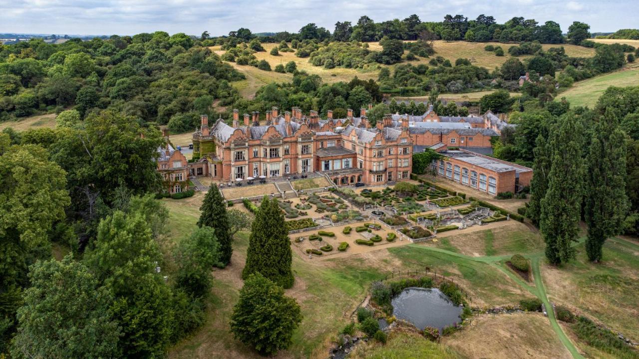 The Welcombe Golf & Spa Hotel Stratford-upon-Avon Exterior photo